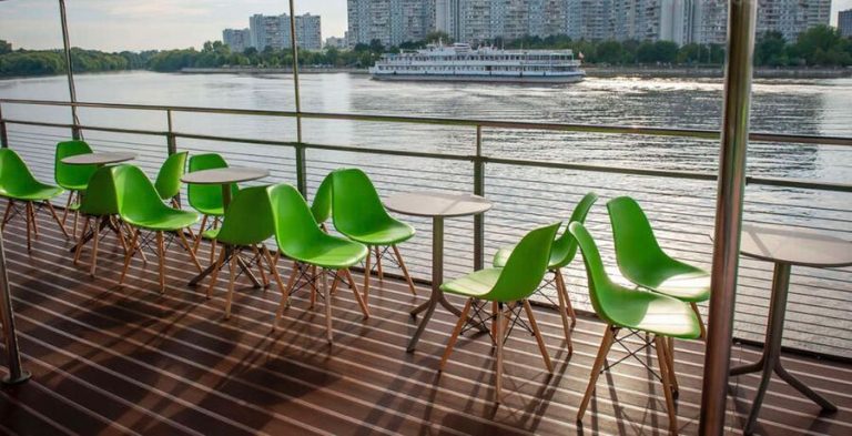 Теплоход Легенда