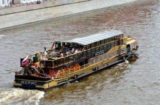 Теплоход Морис