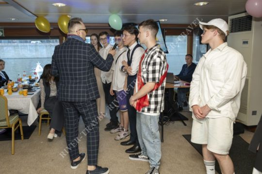 by-item-and-alias (1)