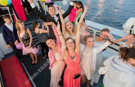 vypusknoy-na-teplohode9