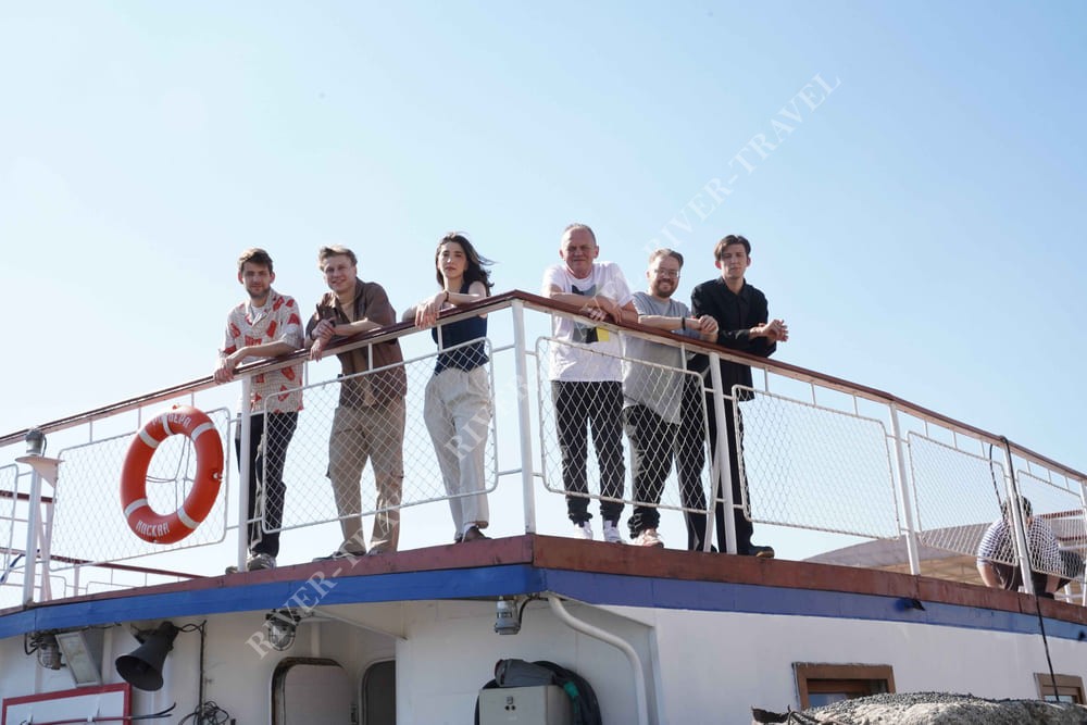 Стендап и музыка на теплоходе